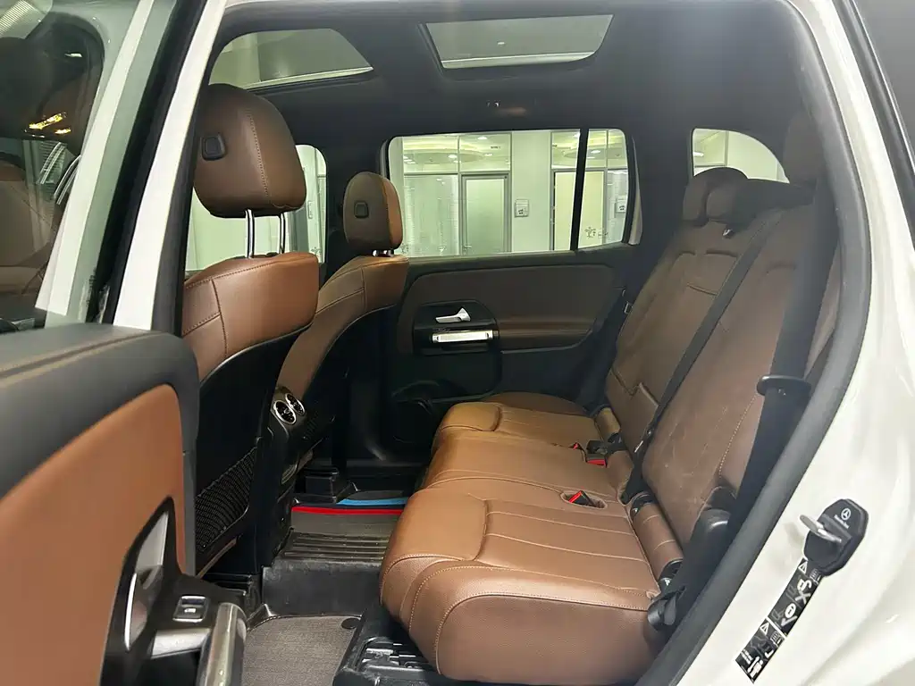 Mercedes-Benz GLB 2022 — фото 10