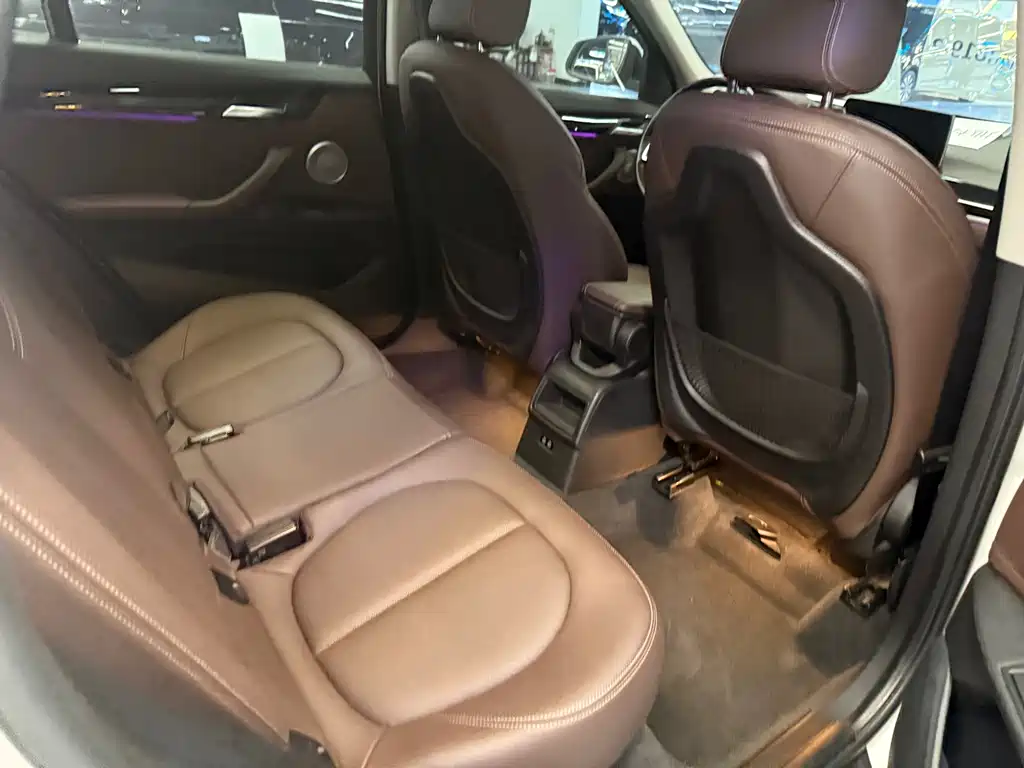 BMW X1 2020 — фото 11