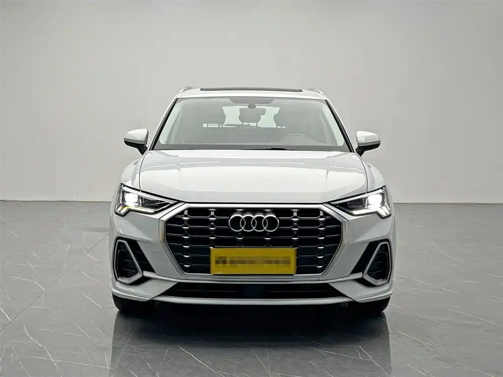 Audi Q3 2021