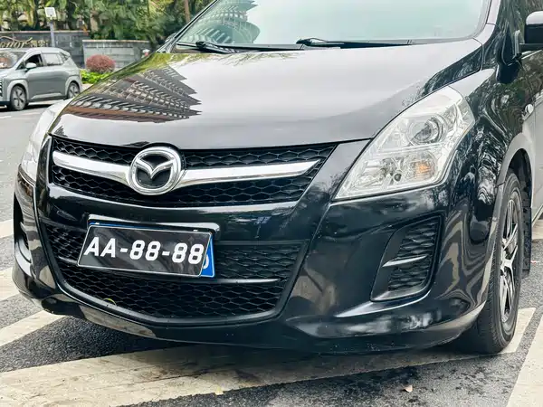 Mazda 8 2013