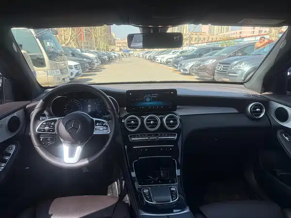 Mercedes-Benz GLC 2021