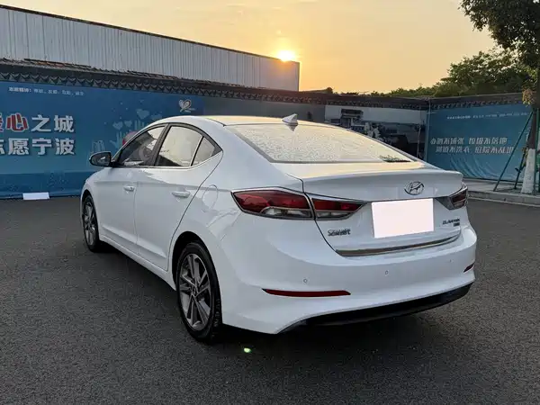 Hyundai Celesta 2016