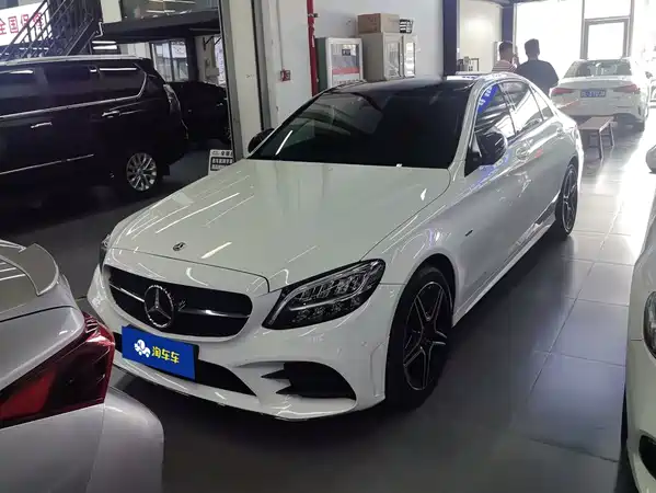 Mercedes-Benz C-Class 2020