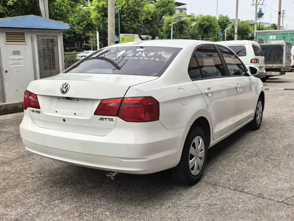 Volkswagen Jetta 2015