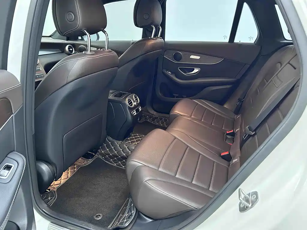 Mercedes-Benz GLC 2022 — фото 15