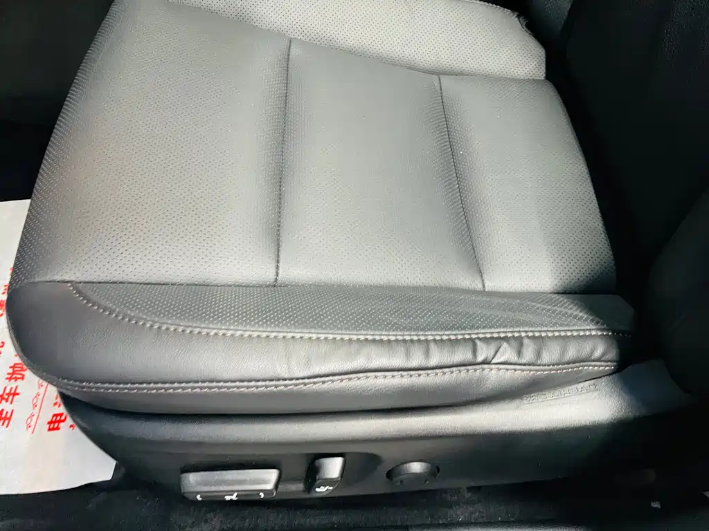 Toyota Highlander 2018 — фото 10