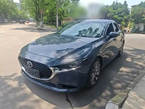 Mazda 3 Axela 2024