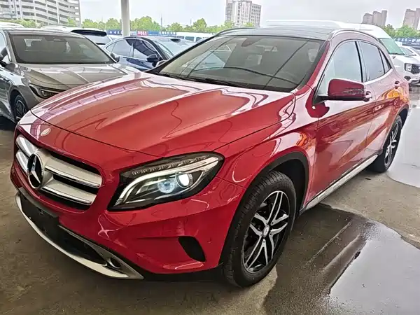 Mercedes-Benz GLA 2016