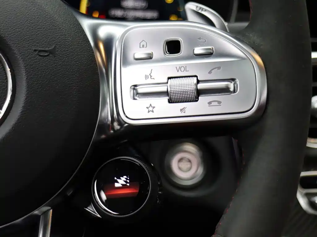 Mercedes-Benz C-Class AMG 2019 — фото 27