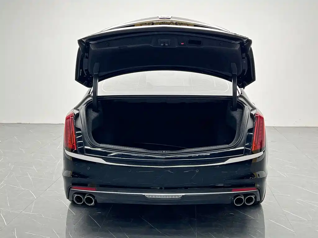 Cadillac CT6 2022 — фото 11