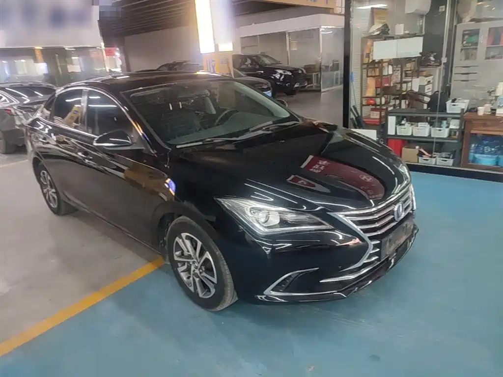 Changan Eado 2018 — фото 4