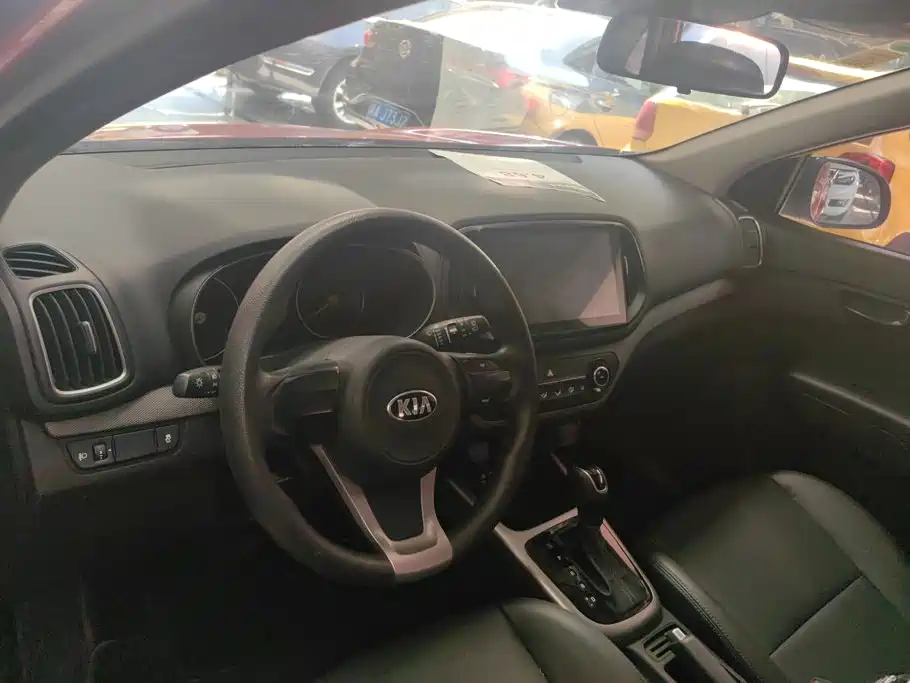 Kia KX3 Proud Running 2017 — фото 13
