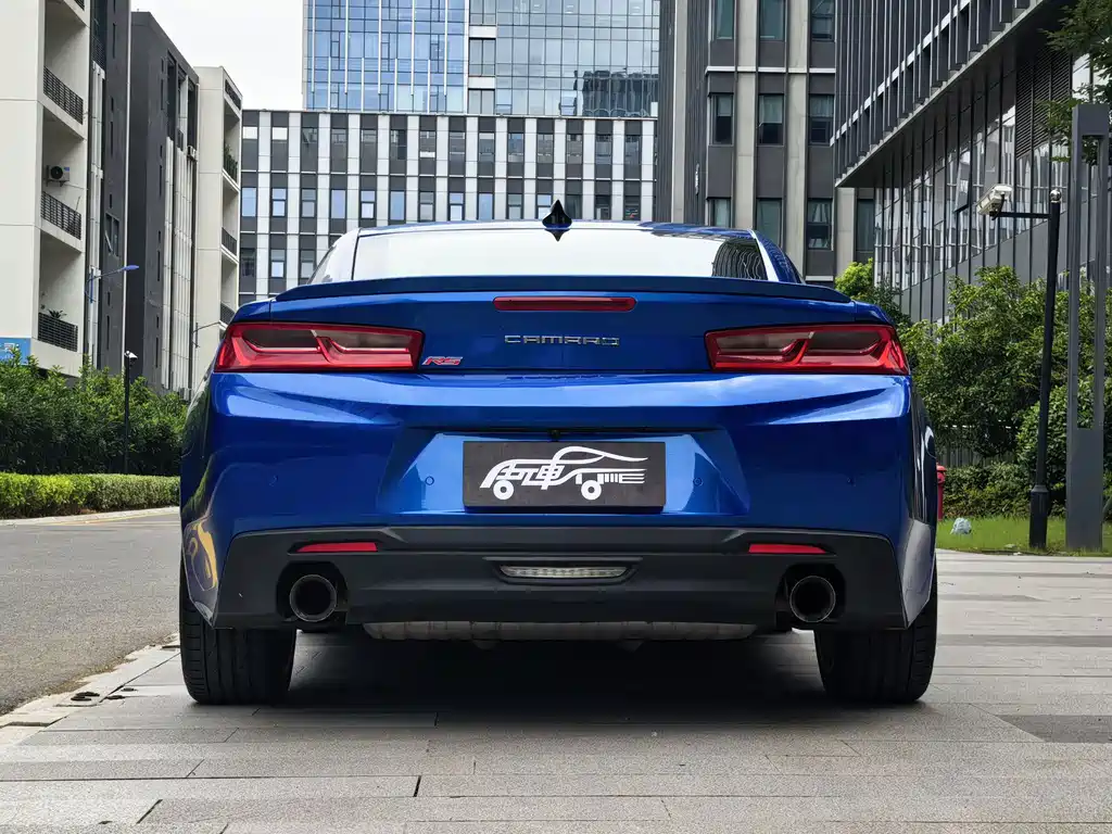 Chevrolet Camaro 2018 — фото 17