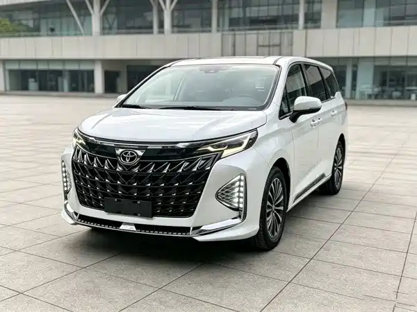 Toyota Granvia 2024