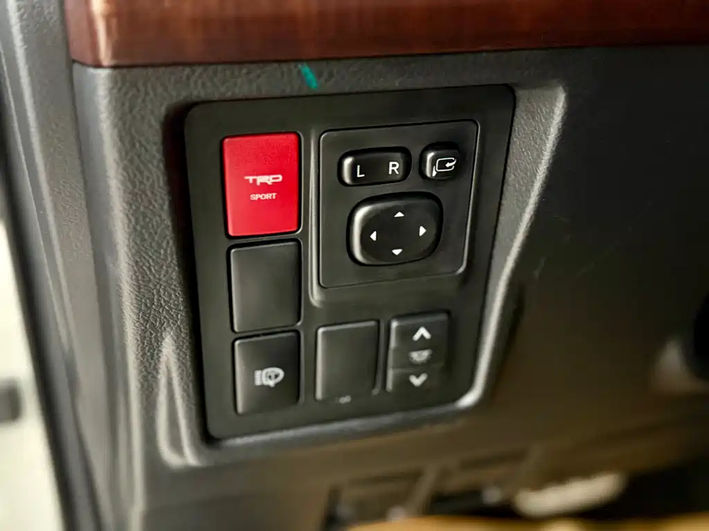 Toyota Prado 2016 — фото 4