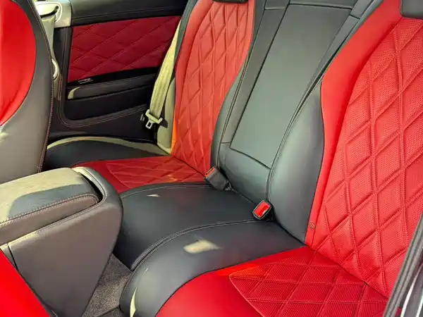 Bentley Continental 2012