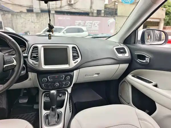 Jeep Compass 2017