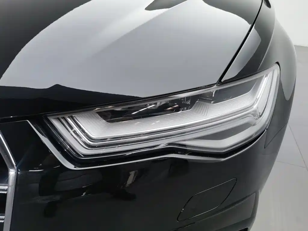 Audi A6L 2018 — фото 7
