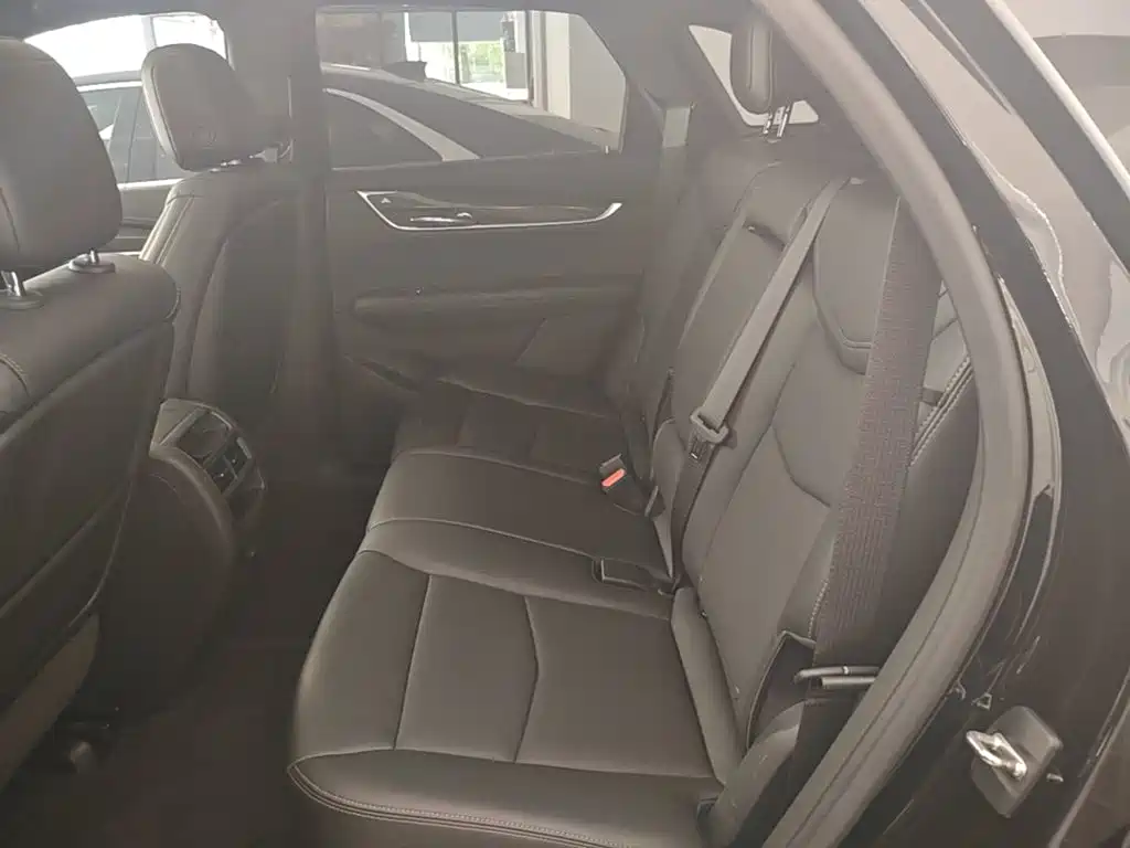 Cadillac XT5 2023 — фото 17