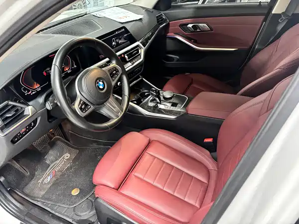 BMW 3 Series 2021