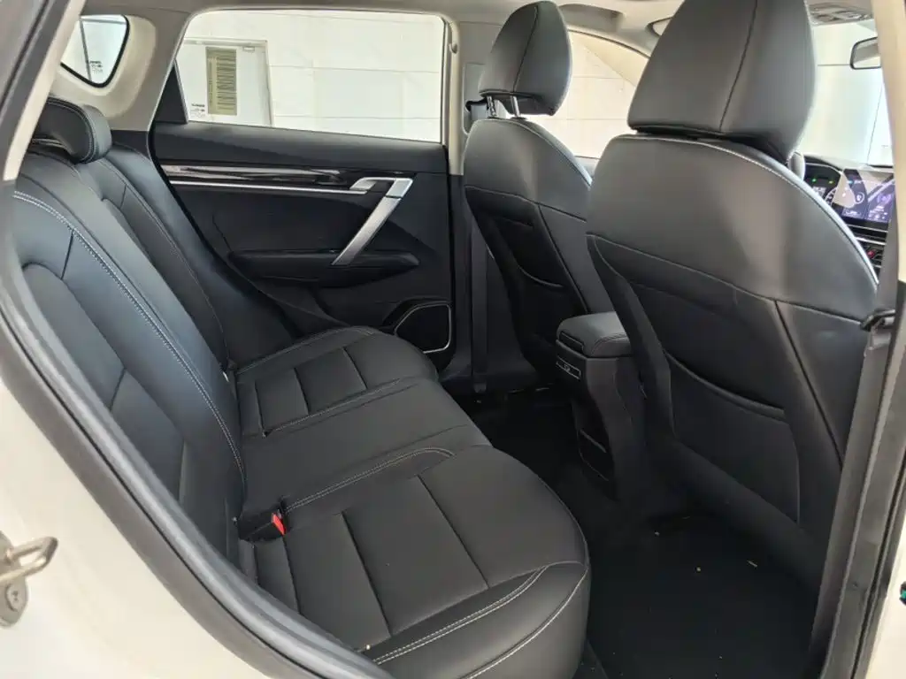 Geely Binyue 2025