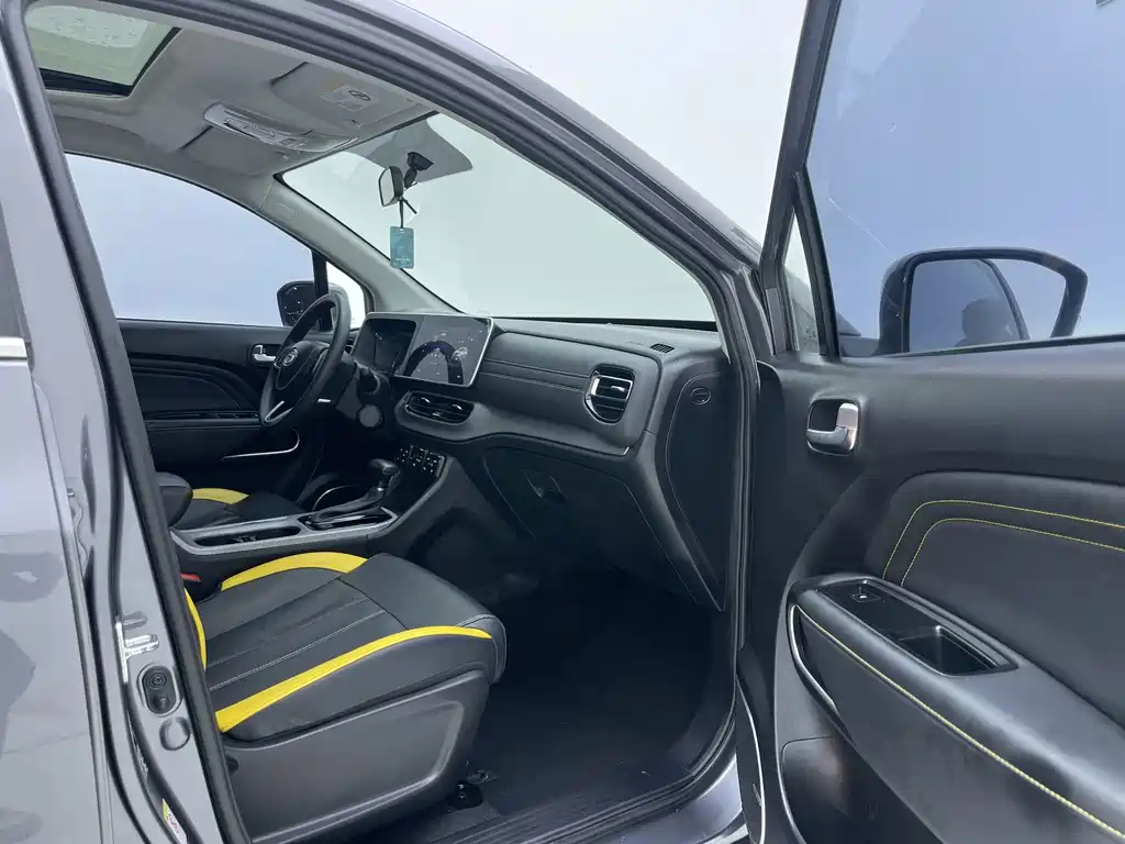 GAC Trumpchi GS3 2022 — фото 27