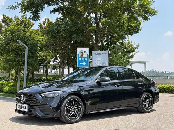 Mercedes-Benz C-Class 2023