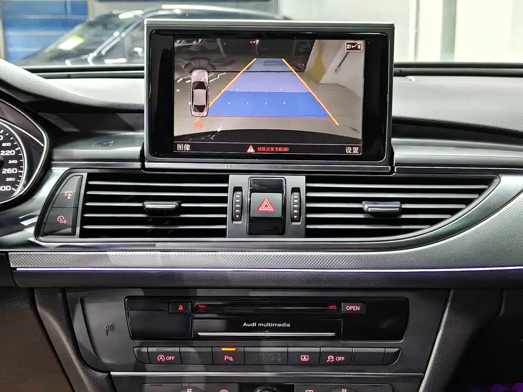 Audi A6L 2014 — фото 15