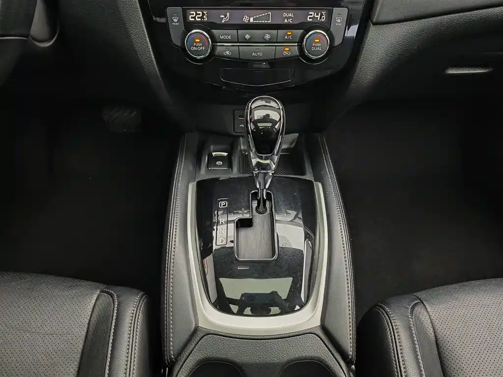 Nissan X-Trail 2020 — фото 13