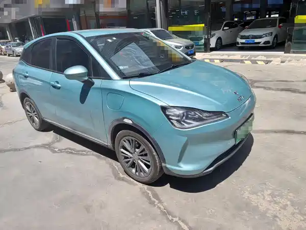 Neta V 2022