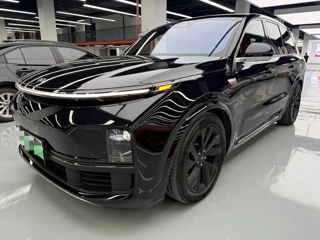Li Auto Li L8 2024