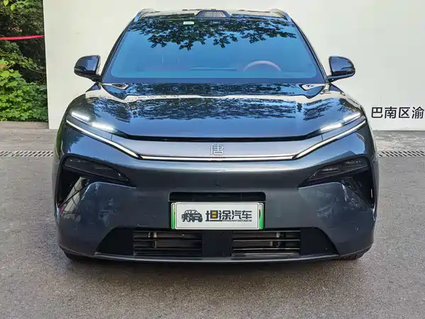 BYD Tang L 2025
