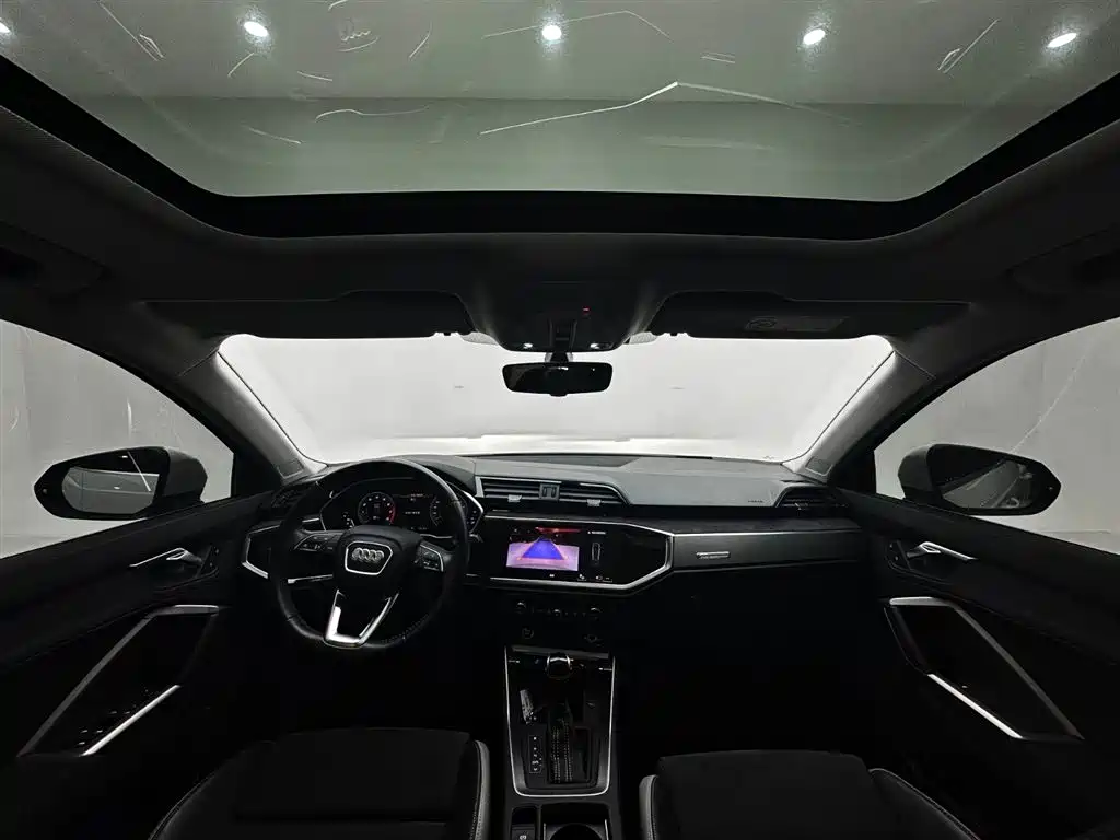 Audi Q3 2022 — фото 10