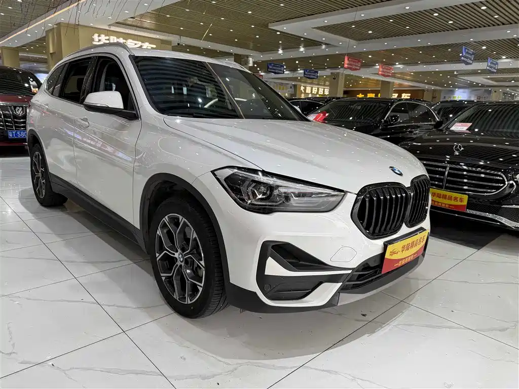 BMW X1 2023 — фото 3