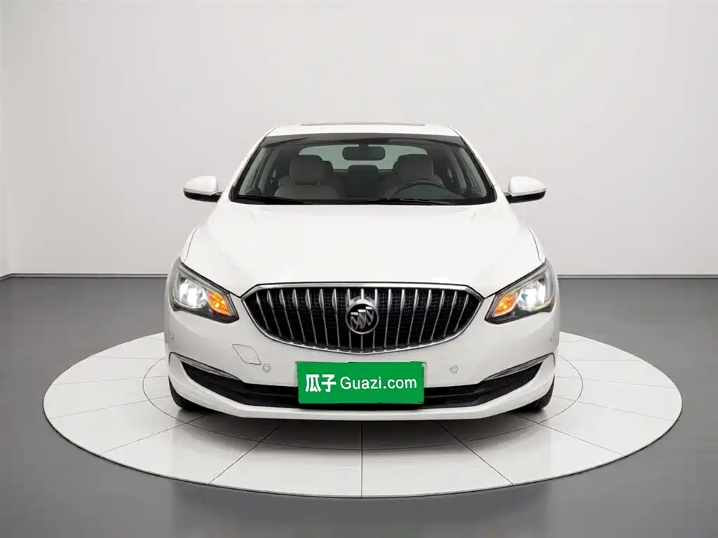 Buick Excelle 2017 — фото 3
