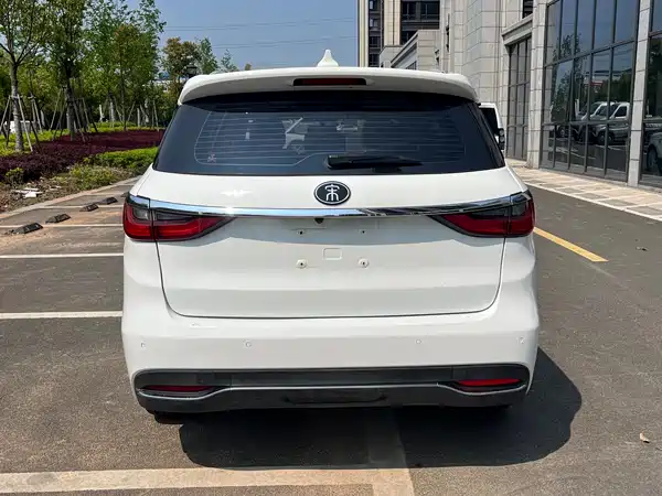 BYD Song MAX 2017