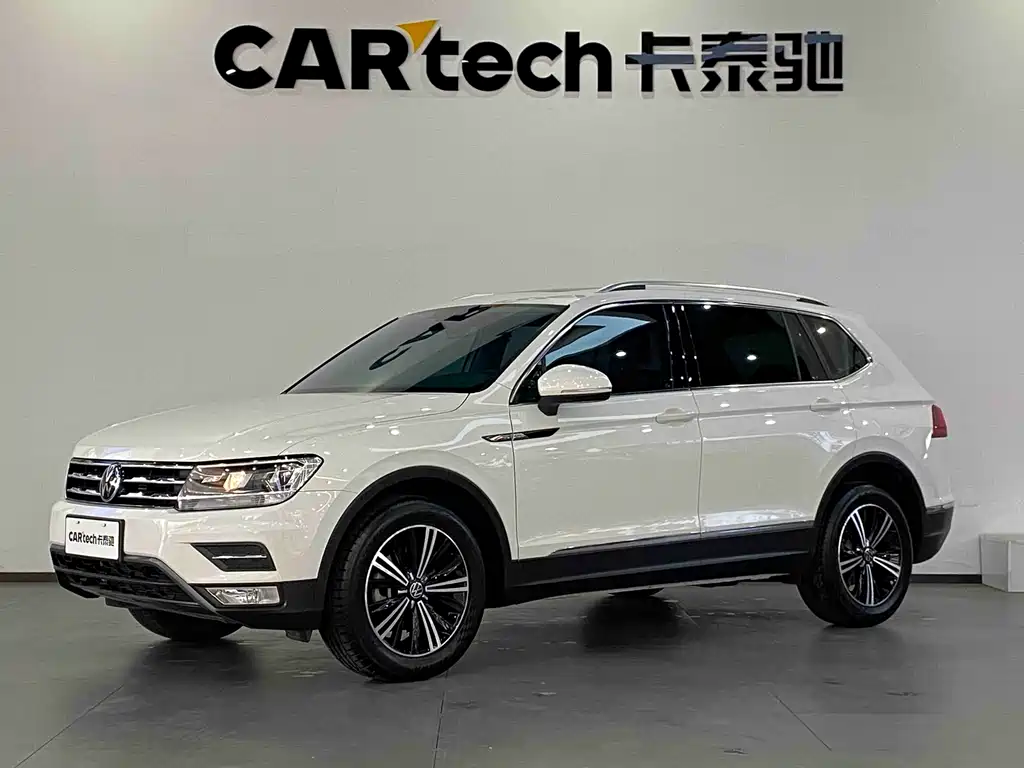 Volkswagen Tiguan L 2021 — фото 1