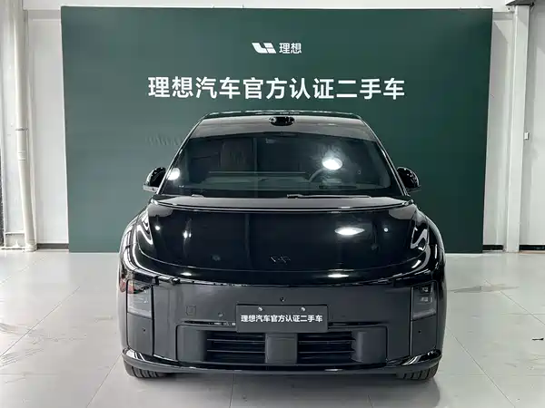 Li Auto i6 2025