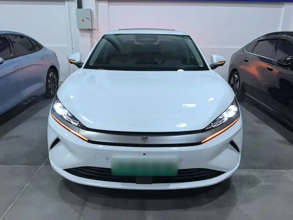 BYD Qin L 2025 — фото 3