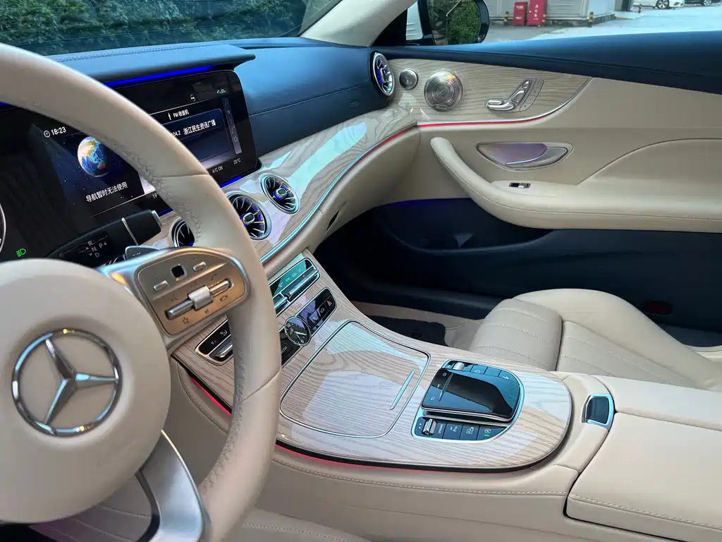 Mercedes-Benz E-Class 2020 — фото 9