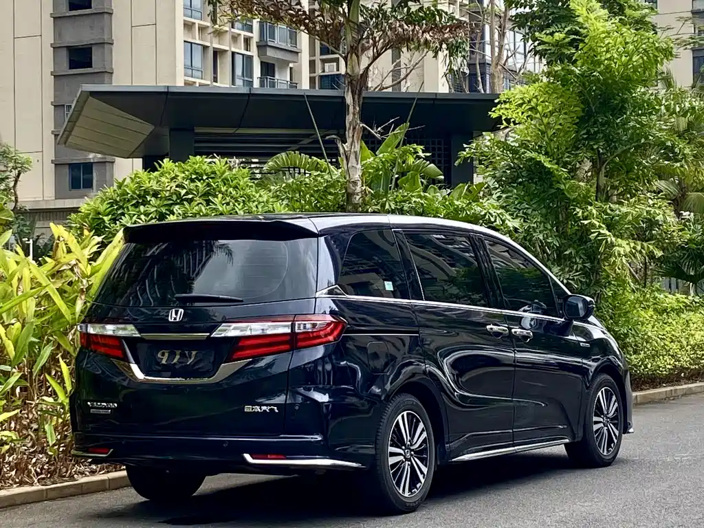 Honda Odyssey 2021 — фото 9