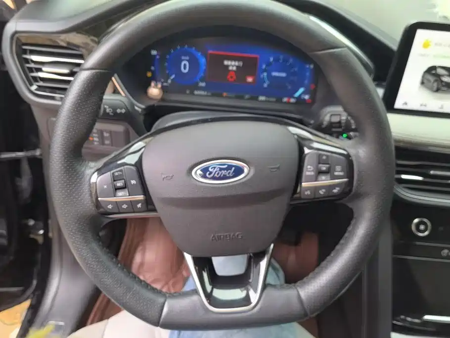Ford Edge 2020 — фото 15