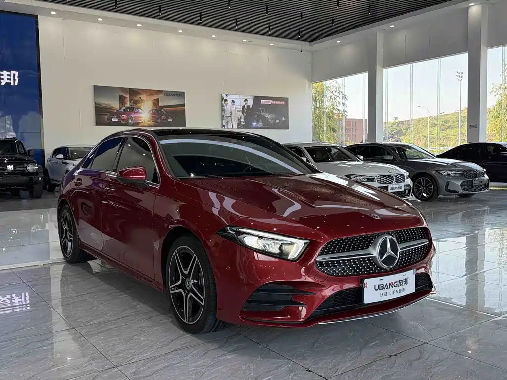 Mercedes-Benz A-Class 2019 — фото 3