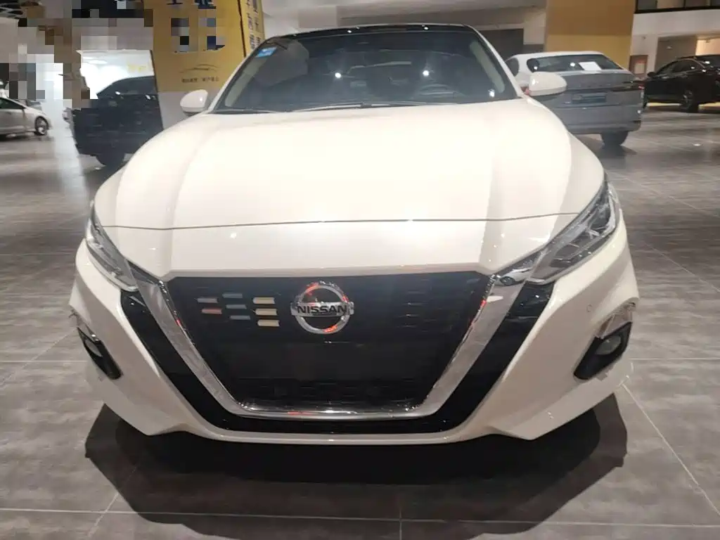 Nissan Teana 2022