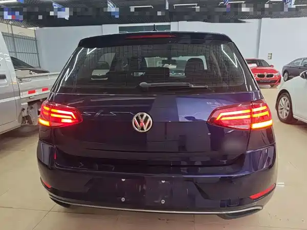 Volkswagen Golf 2020