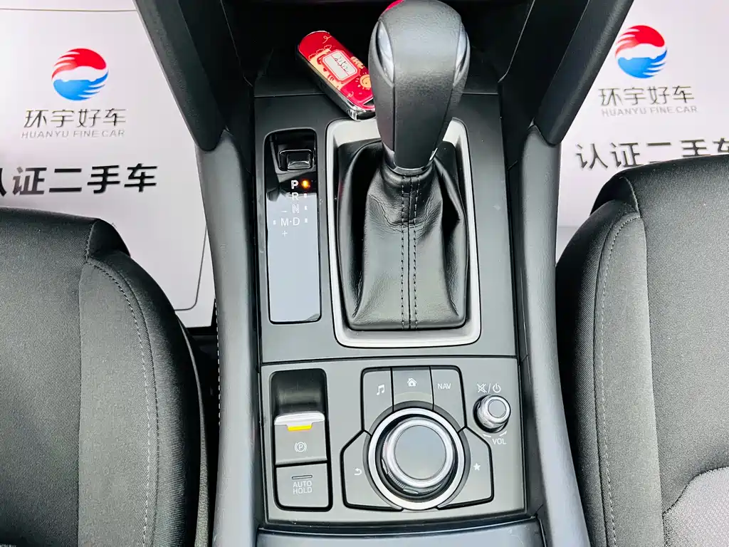Mazda CX-4 2023 — фото 14