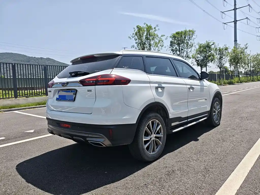 Geely Boyue 2018
