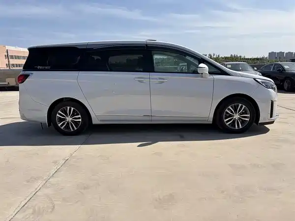 Buick GL8 2023