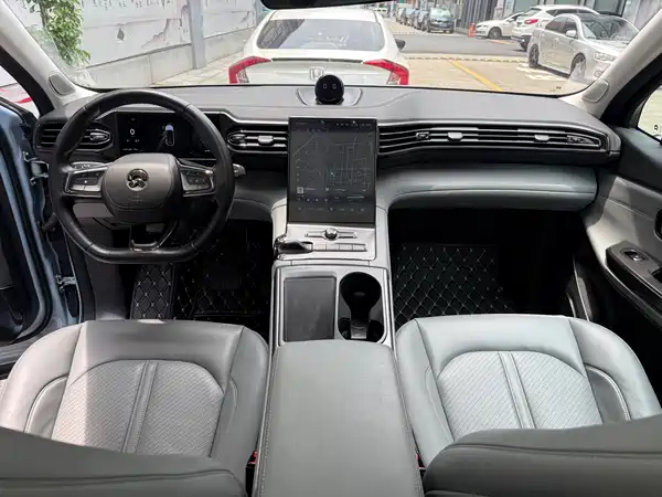NIO ES6 2021