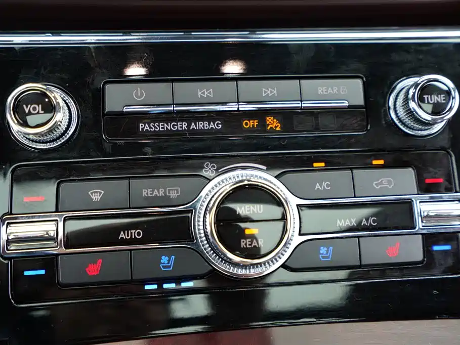 Lincoln Navigator 2022 — фото 10